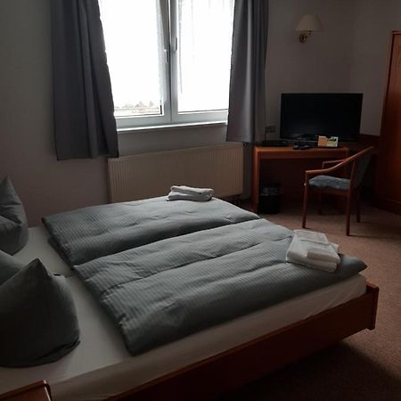 Hotel Zur Altstadt Calbe Luaran gambar