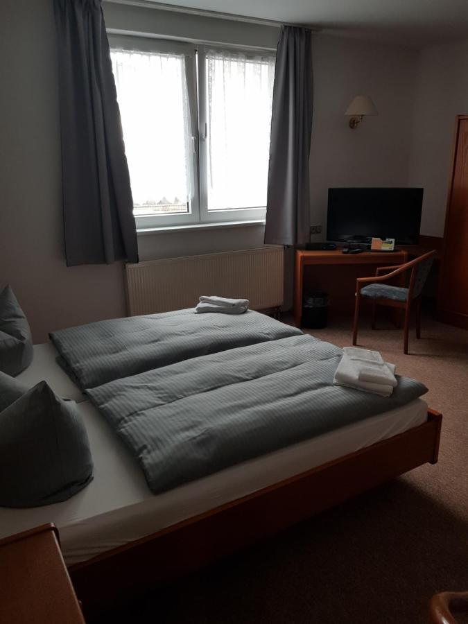 Hotel Zur Altstadt Calbe Luaran gambar