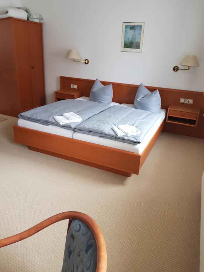 Hotel Zur Altstadt Calbe Luaran gambar