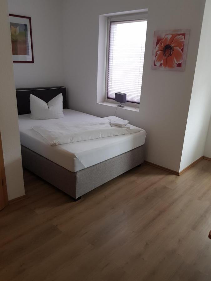 Hotel Zur Altstadt Calbe Luaran gambar