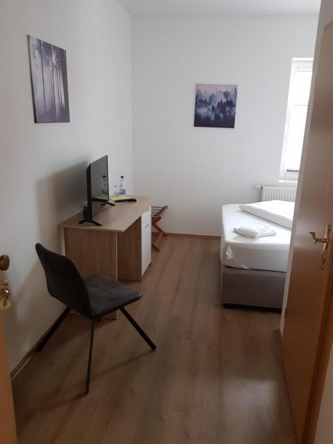 Hotel Zur Altstadt Calbe Luaran gambar
