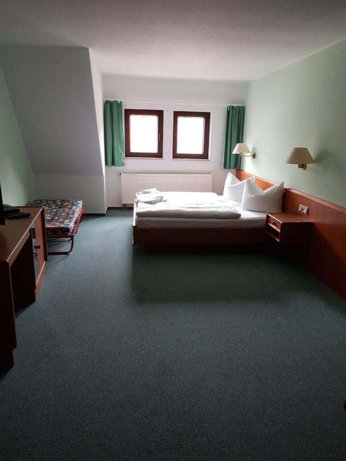 Hotel Zur Altstadt Calbe Luaran gambar