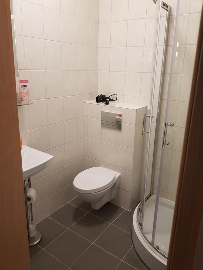 Hotel Zur Altstadt Calbe Luaran gambar